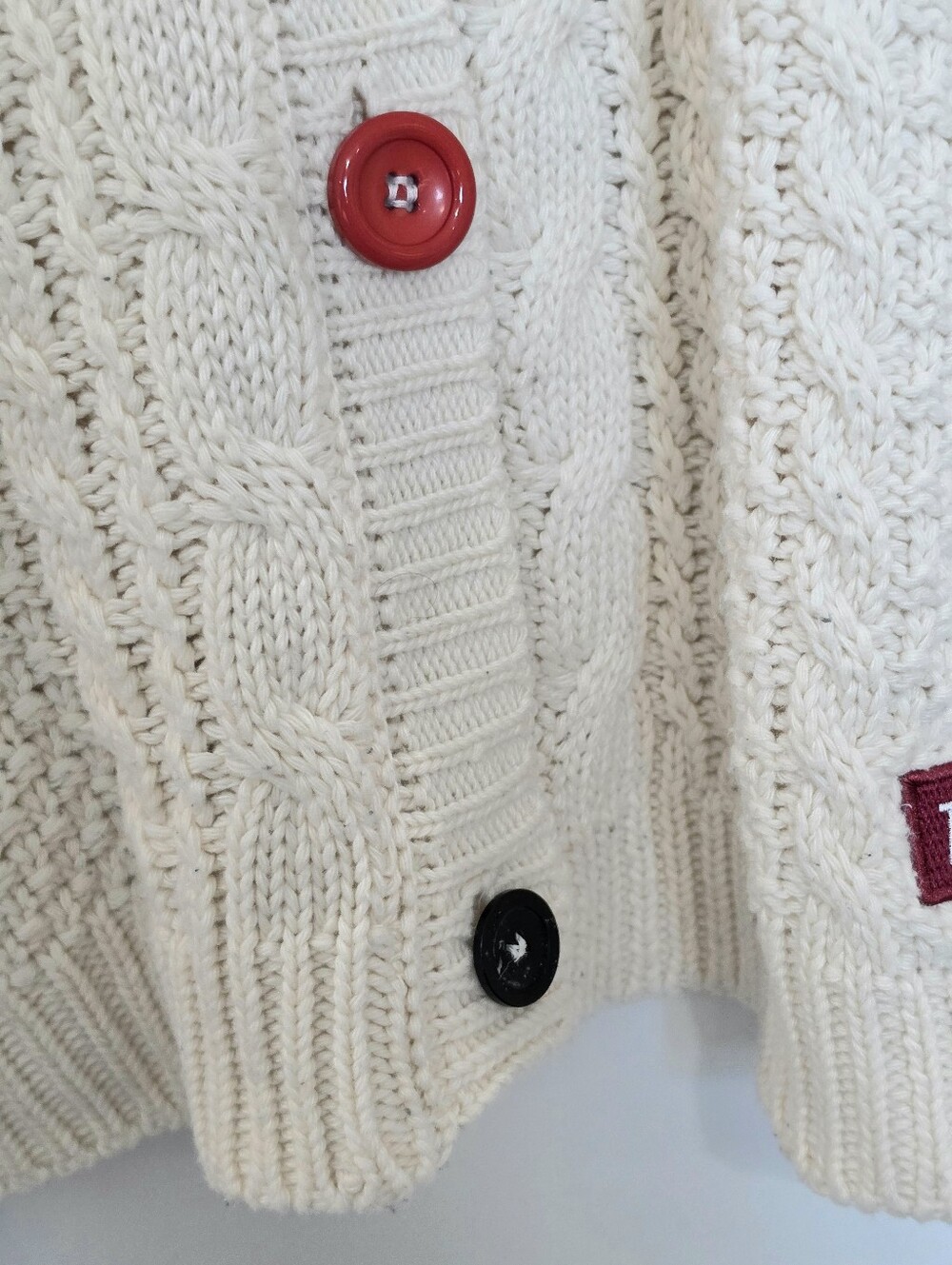Taylor Swift Red Official Cardigan, Cream Color with Maroon Stars, Size M/L - Picture 11 of 13